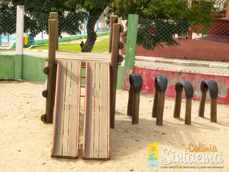 Playground Foto 6